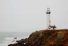 灯塔 andrew-charney-PZZ31takeSU-unsplash