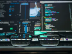 coding kevin-ku-w7ZyuGYNpRQ-unsplash